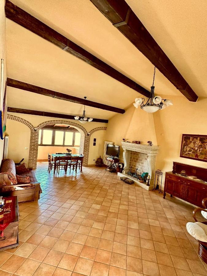 Casa San Ferrante Villa Челано Екстериор снимка