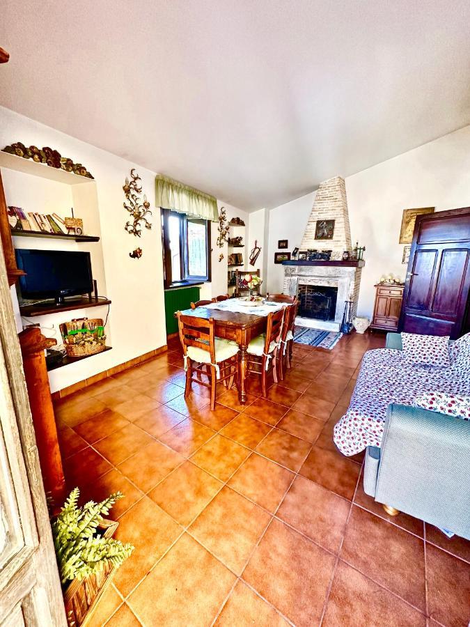 Casa San Ferrante Villa Челано Екстериор снимка